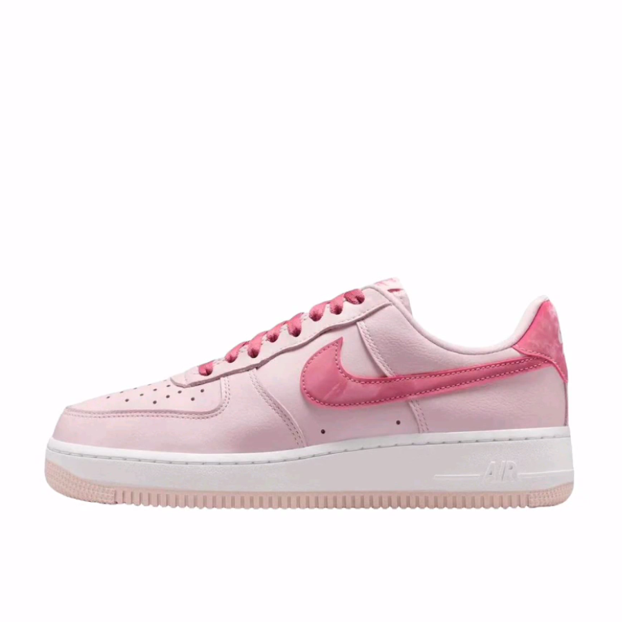 Nike Air Force 1 07 情人节限定情侣款 低帮 板鞋 女款 粉色