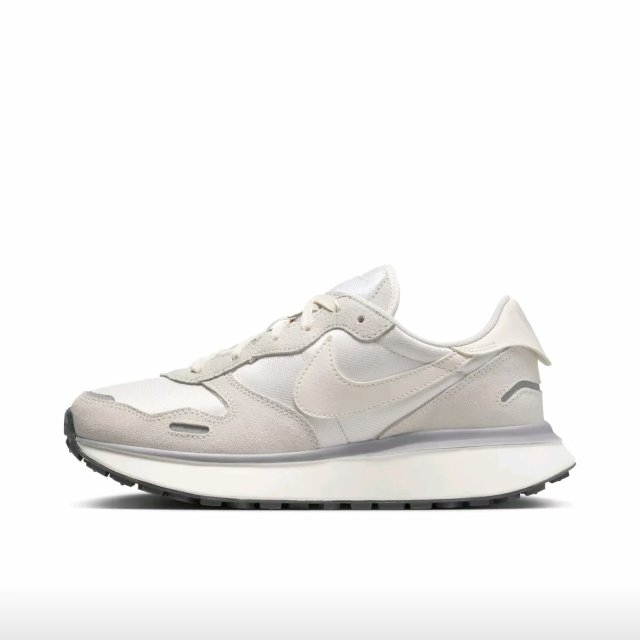 耐克女子休闲运动复古老爹鞋跑步鞋FD2196-002