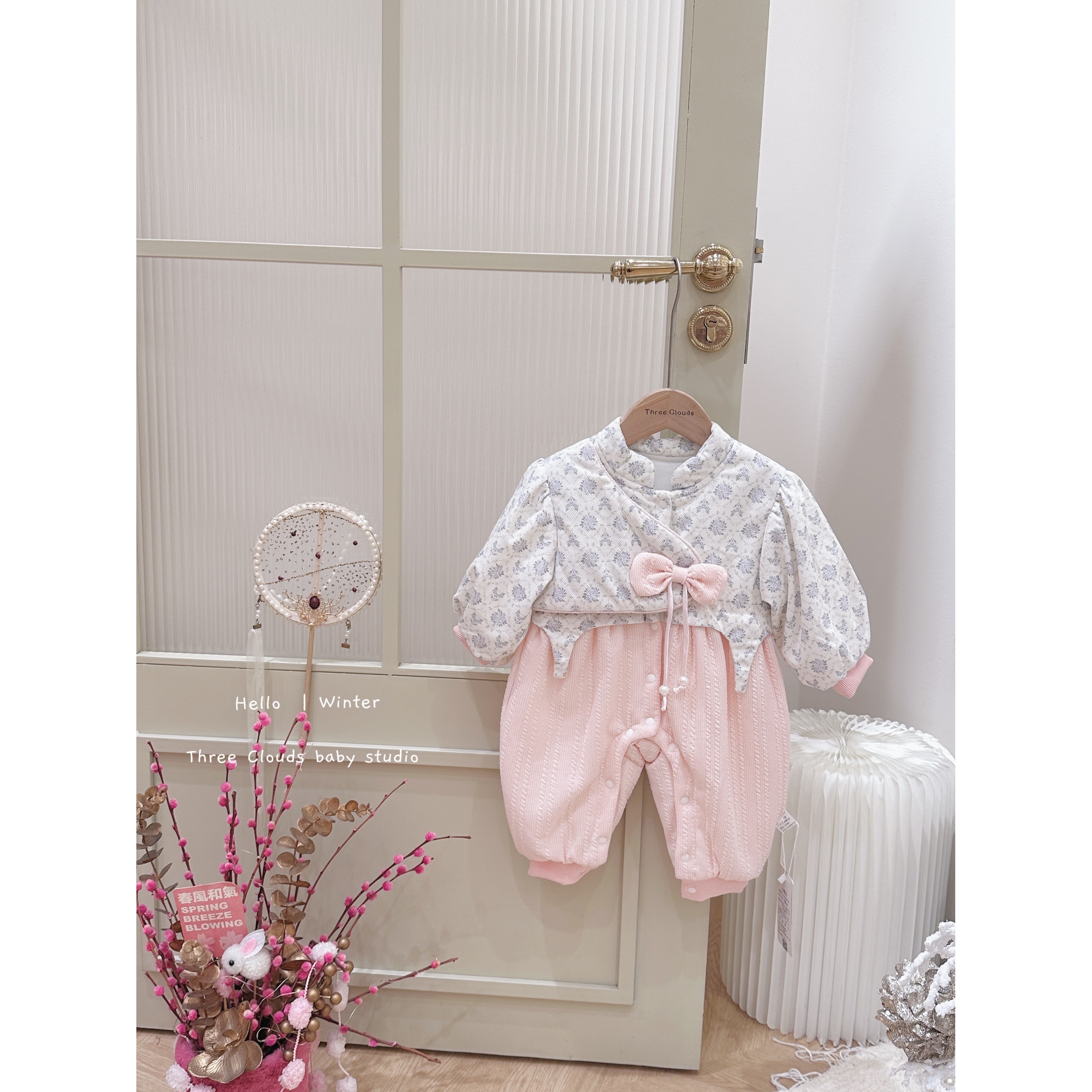 三小朵2240婴儿秋冬款加棉宝宝中国风满月碎花夹棉中式连体衣爬服