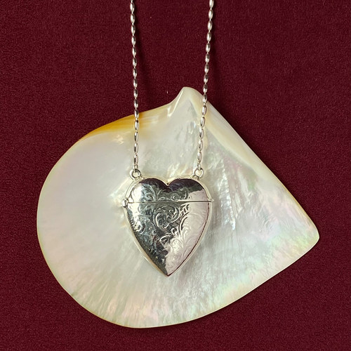 孤品韩国手工品牌Hier复古爱心浮雕925银精致相盒可打开斜跨项链