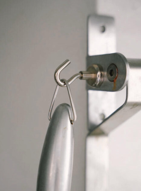 HTAP 亮面磁铁挂钩无痕墙面置物钩 强吸力厨房冰箱Metalsistem架