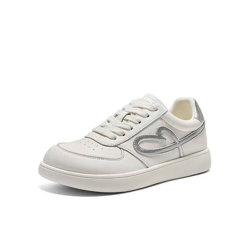 同款简约百搭小白鞋女2026春新款爱心运动休闲板鞋女单鞋E9T1DAM6