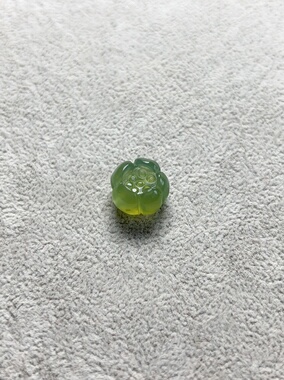 新款天然玉石小花吊坠岫岩玉手工立体小花手链diy配珠岫玉通孔