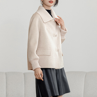 时尚羊绒外套女可拆卸领2024秋冬新款简约减龄百搭通勤大衣