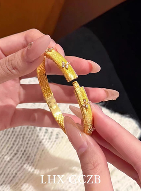 新中式国潮风古法沙金点钻拉丝四叶花手镯女轻奢高级感复古手镯