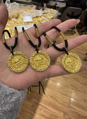 古法传承錾刻五路财神项链越南沙金本命年黄财神吊坠男女通用