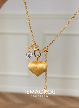 法式复古轻奢金拉丝爱心跑环项链设计百搭金店同款不掉色爆闪颈链