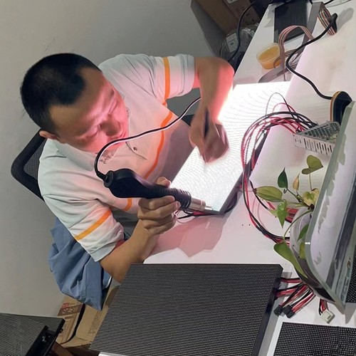 led显示屏模组维修电子屏灯板补灯珠芯片模块进水毛毛虫亮线寄修