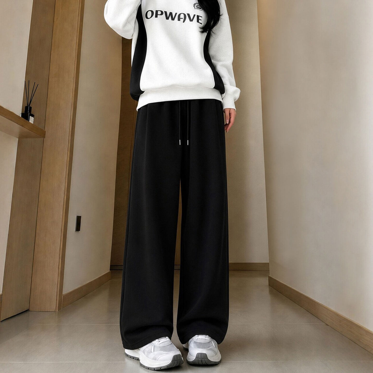 运动卫裤女秋季抽绳束脚休闲裤小个子女高松弛感穿搭黑色直筒裤子