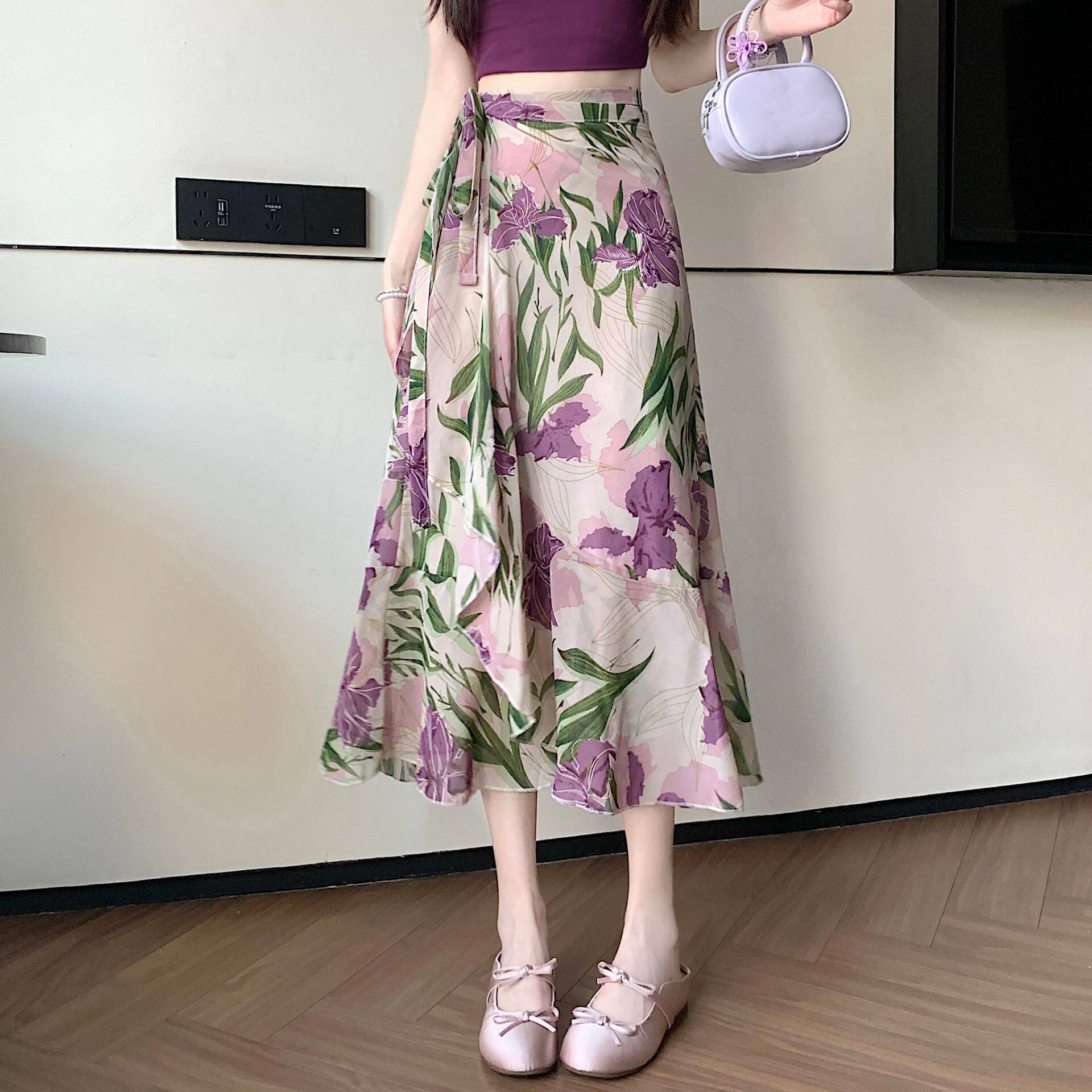 菲媛轻薄透气沙滩围裙女 夏季新款木耳边一片式裙碎花系带半身裙