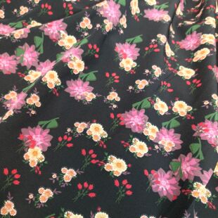 四面弹面料（有弹性）软糯丝滑 黑底粉花 做衣服连衣裙服装布料