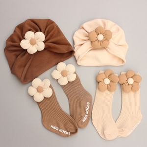 新生婴儿袜子帽子0-12个月初生儿胎帽组合套装男女宝宝可爱套头帽