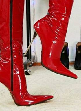新款 外贸女鞋欧洲时装靴红色漆皮尖头侧拉链细跟长筒靴大码