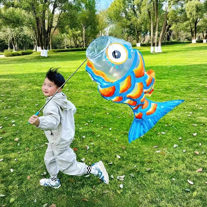 【会飞的鱼】儿童手持风筝微风易飞diy材料包幼儿园春游户外玩具