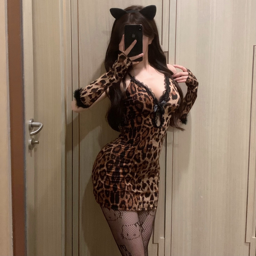 性感豹纹睡衣女士纯欲镂空情调紧身包臀裙御姐高级感吊带睡裙战袍