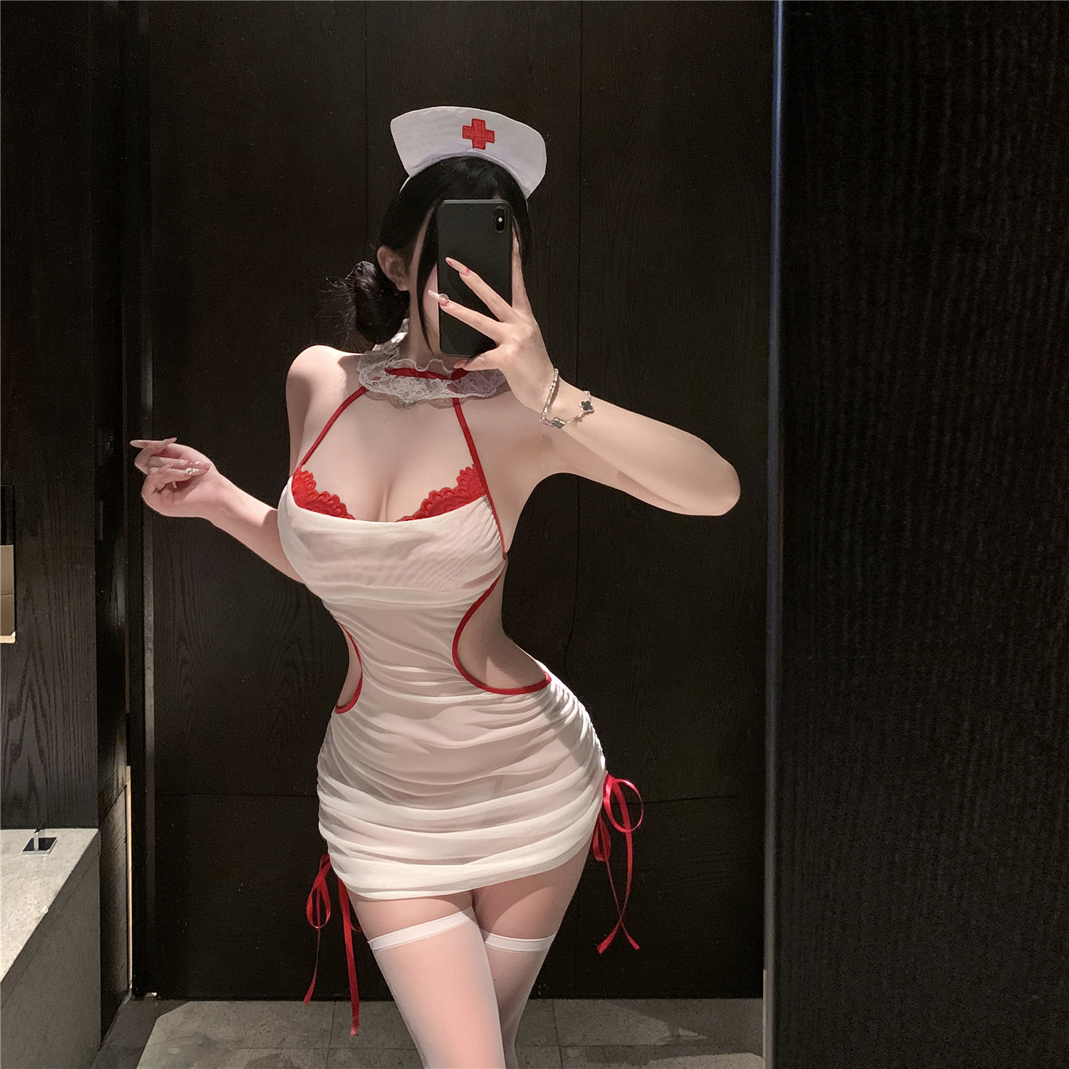 性感睡衣女成人禁欲系护士制服肚兜情调角色扮演纯欲挂脖镂空短裙