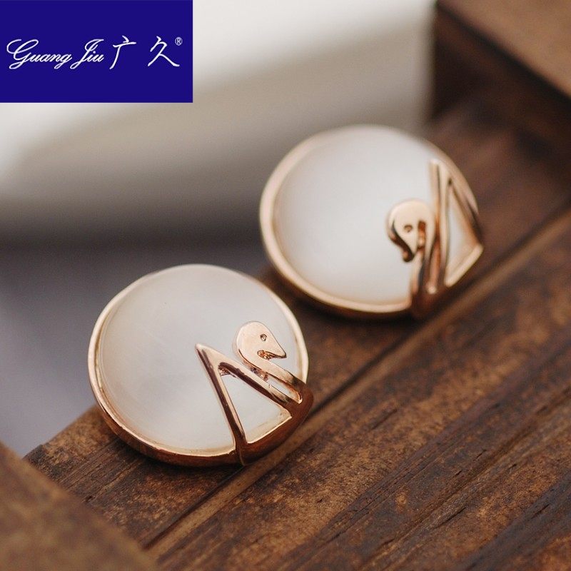 广久欧美韩版时尚简约百搭耳钉女合金小天鹅耳钉镶嵌合成猫眼石耳