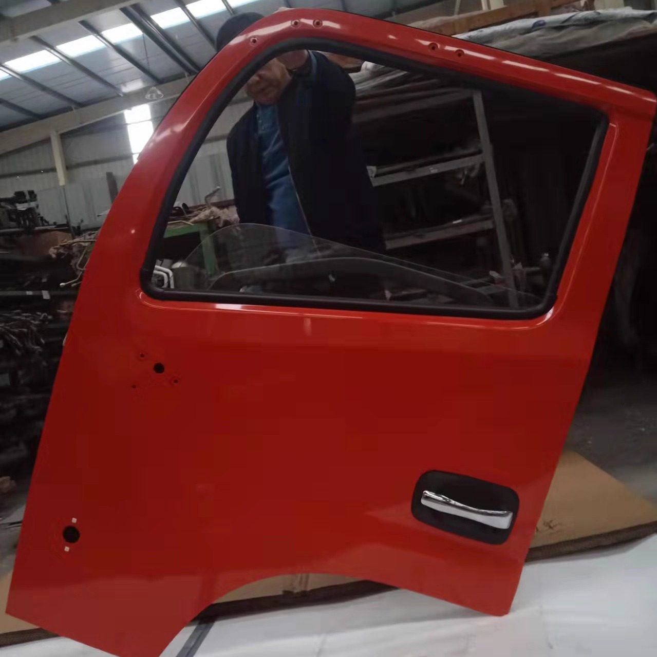 东风轻卡配件大全车门总成