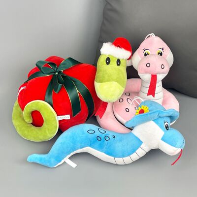 生肖蛇snake圣诞蛇公仔糖果包蛇年动漫毛绒玩具外贸抓机娃娃