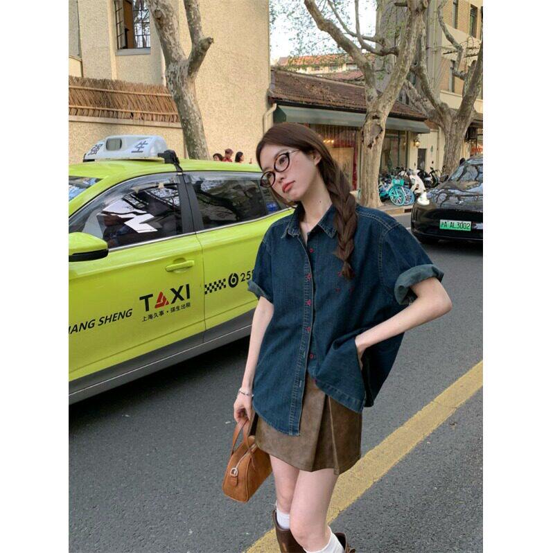 休闲慵懒短袖牛仔衬衫女夏季衬衫法式高级设计感刺绣宽松气质上衣