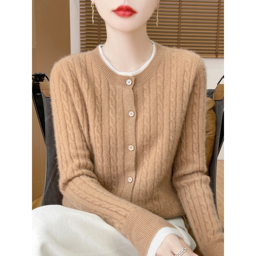 香港潮牌羊毛假两件开衫女圆领拼色针织扭花毛衣外套休闲百搭宽松,女装/女士精品,羊绒衫,淘宝优惠券,粉丝福利购,淘宝优惠卷