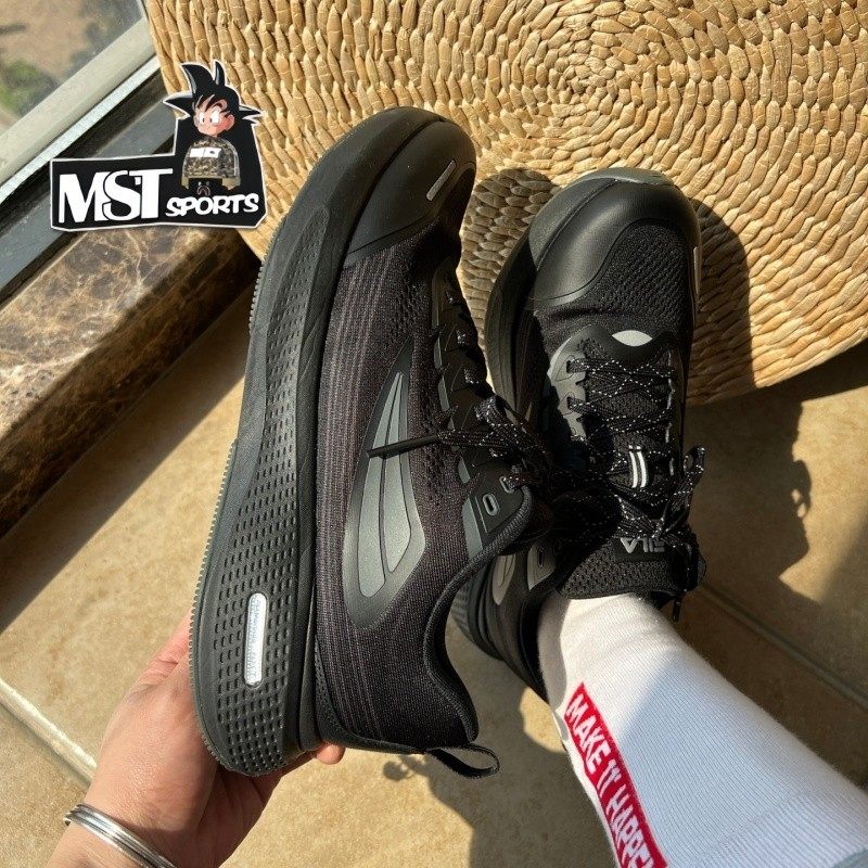 FILA黑色男子低帮运动休闲跑步鞋