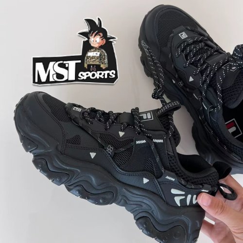 Fila斐乐黑色猫爪5代运动老爹鞋