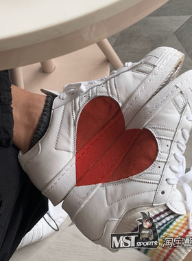 Adidas三叶草Superstar情人节爱心贝壳头小白鞋情侣板鞋CQ3009