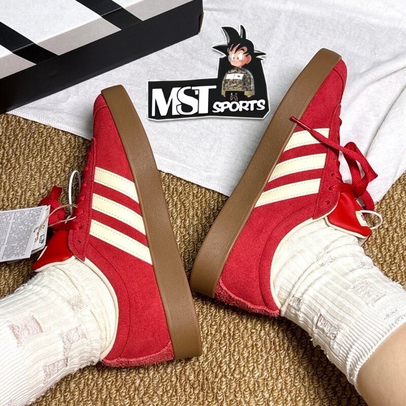 Adidas正红色男女T头德训鞋板鞋