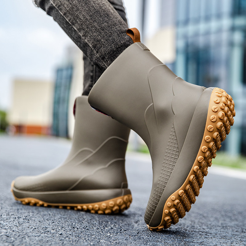 German-style men's fashionable non-slip rain boots, kitchen work rubber shoes, labor protection, car wash overshoes, fishing water shoes