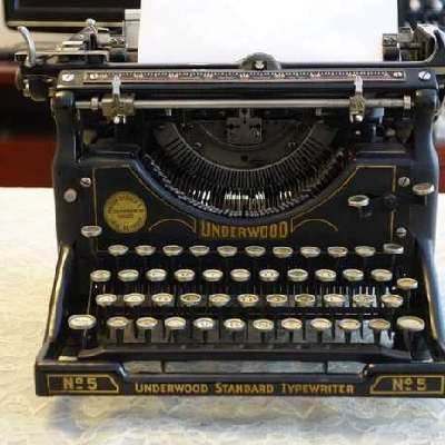 old-fashioned Typewriter repair Retro Mechanics Typewriter repair debugging function Fault Repair Typewriterin the Office Equipment/Consumables/Related Services , Other office equipment , Typewriter  category - from Buy2taobao.com to provide professional Taobao agent buy service