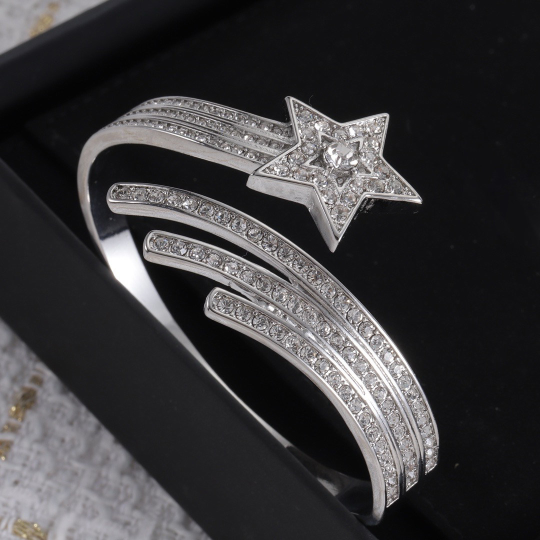 博主同款流星开口五角星手镯女欧美小众设计轻奢气质高级百搭戒指