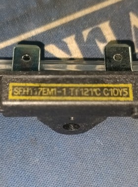 NEC SFH117EM1 Tf121°C  110°C  97°C 热熔断器 保险丝16A