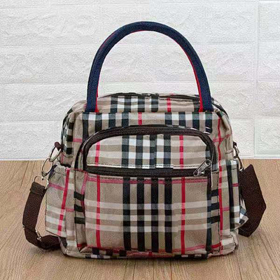 包玖玖大容量单肩背包斜挎时尚