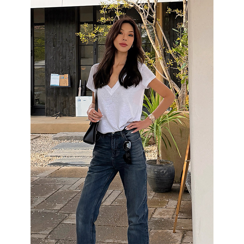 VanessaLab私服白色V领性感气质上衣法式极简风百搭宽松短袖t恤女