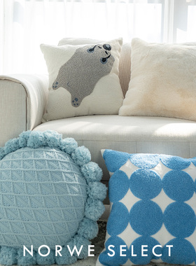 动物抱枕简约风蓝色北极熊刺绣枕套毛绒床上靠垫客厅沙发靠枕北欧