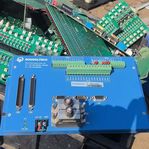 可维修固高控制器 GT-200-ACC2-RG剪线机。实物拍摄成色议价