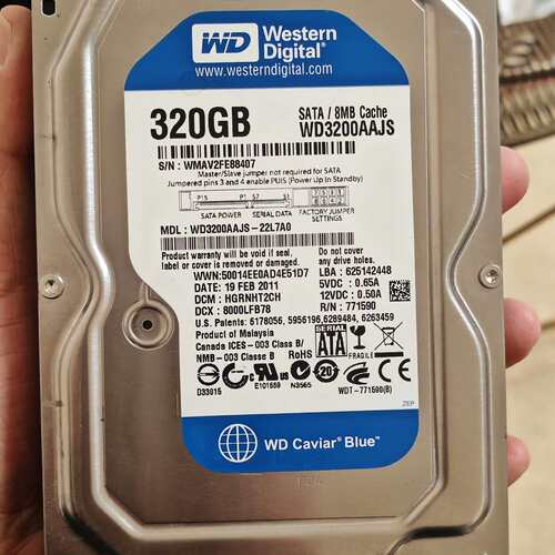 维修320G机械硬，型号WD3200AS，SATA接口议价