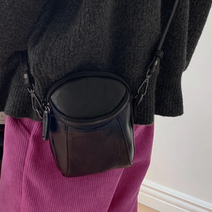 韩国女包细带拉链休闲旅游单肩包极小零钱包