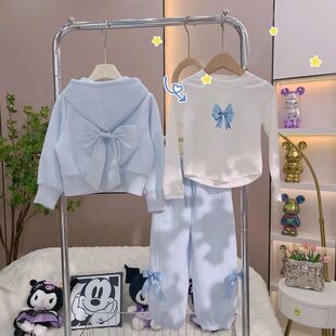 女童春秋套装2025新款中大童休闲连帽外套打底衫运动束脚裤三件套