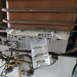 燃气热水器铜管裂缝小洞漏水补漏胶水耐高温防火胶壁炉水箱补漏胶