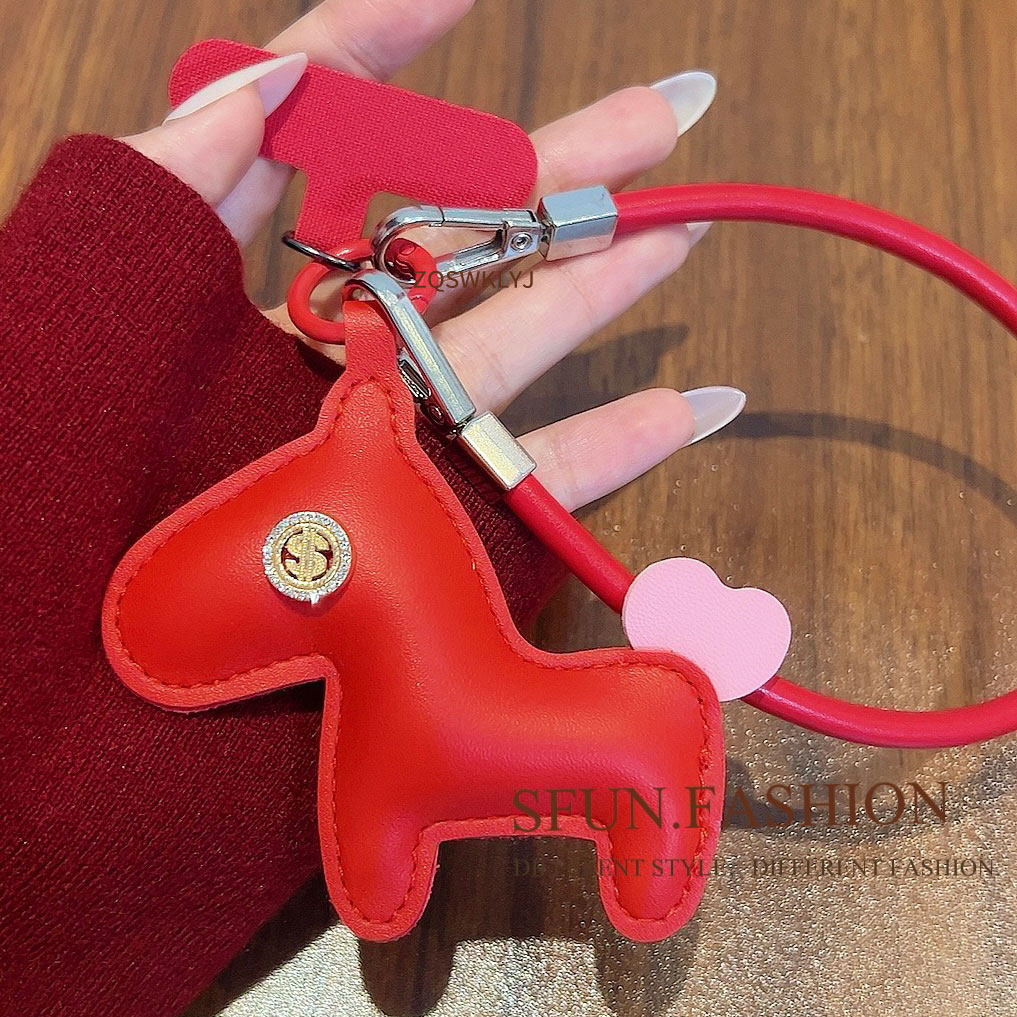 红色本命马年新年小马手机挂绳腕带高端短链饰垫夹片马上有钱挂件