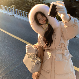 大毛领羽绒服女2023年新款爆款时尚设计感保暖加厚中长过膝外套冬