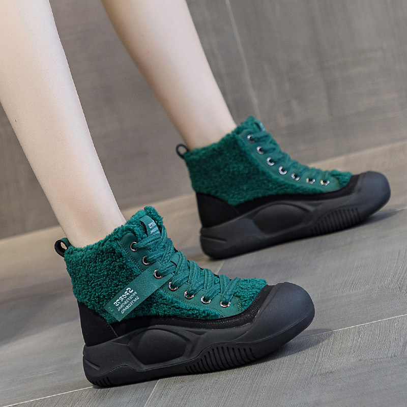 绿色马丁靴女款加绒2026冬季真皮爆款厚底女士丑萌休闲保暖大棉鞋