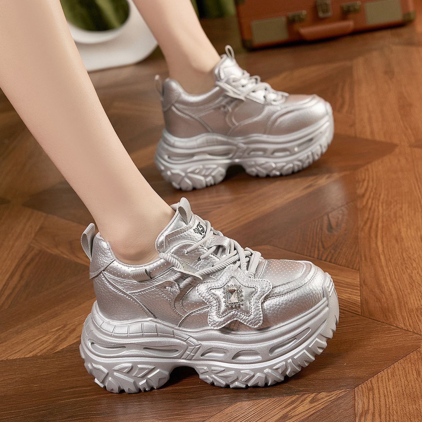 超火时尚新款厚底高跟银色老爹鞋女款小个子2026春季女式休闲松糕,女鞋,老爹鞋,淘宝优惠券,粉丝福利购,淘宝优惠卷