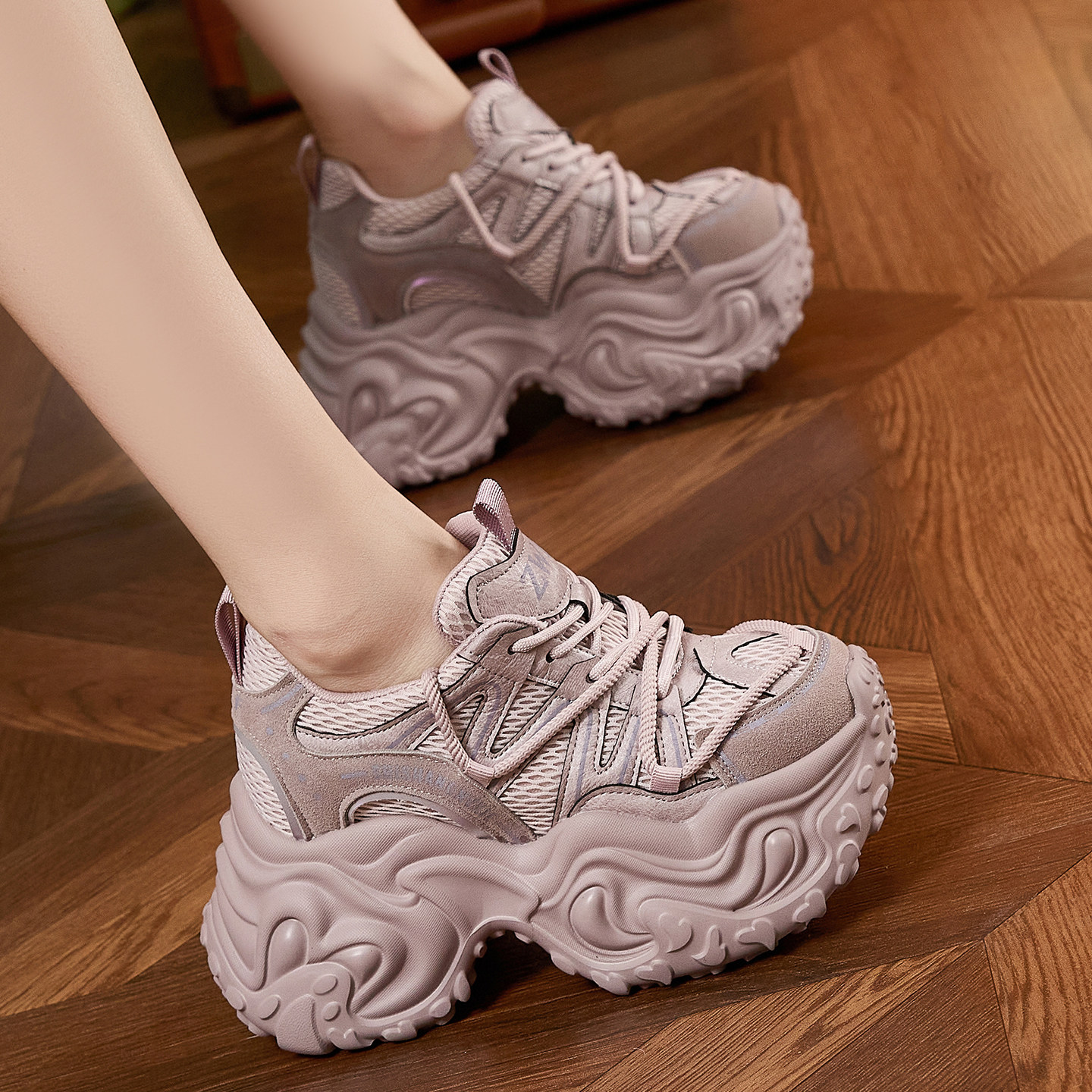 秋季厚底内增高老爹鞋女款