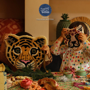 荷兰Doing Goods手工垫羊毛动物坐垫椅垫沙发垫老虎头熊猫头垫子