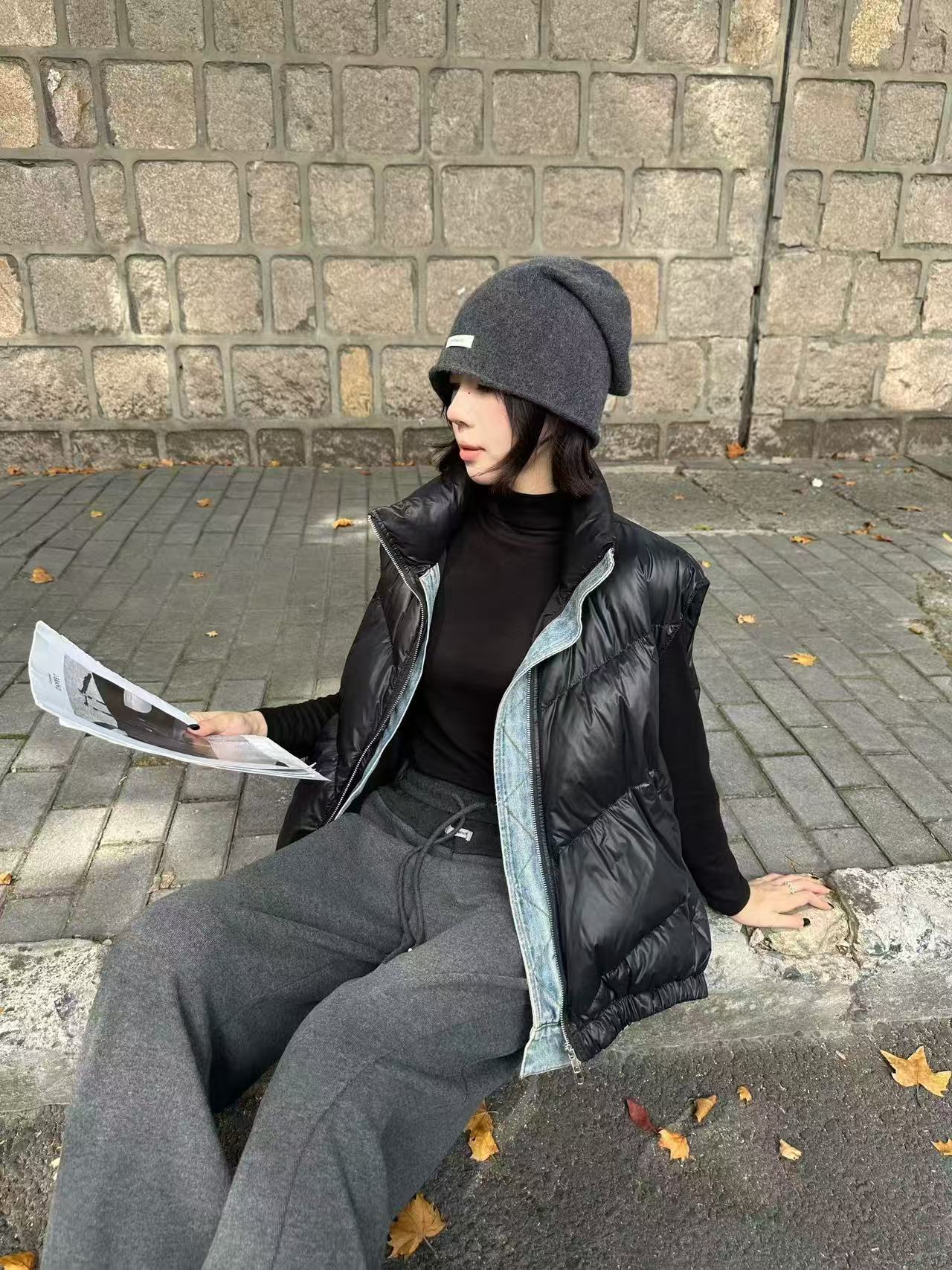 杭州高端欧货时尚立领90白鸭绒拼接牛仔羽绒马甲女时尚潮流减龄