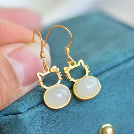 Hello Kitty猫咪耳坠女金色玉石和田玉白玉小众设计耳饰925银镶嵌
