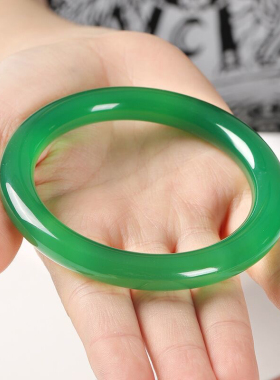 少女款绿玉髓胖圆条手镯
